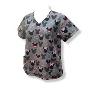 9/$80 Mickey & Minnie Mouse Scrub Top, XXL